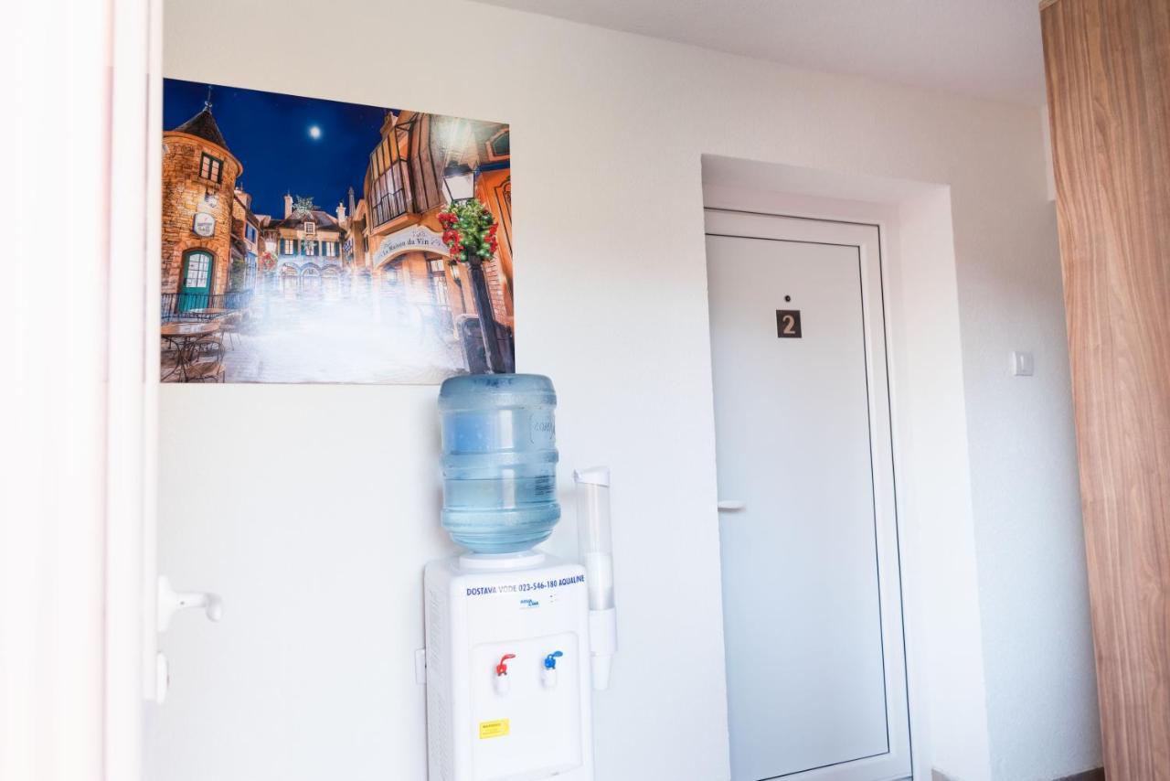 Apartmani Centar Lux New Zrenjanin Bagian luar foto